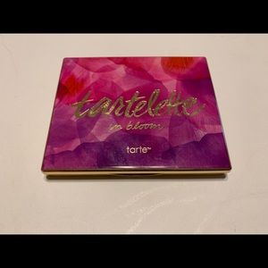 Tartelette in Bloom eyeshadow palette